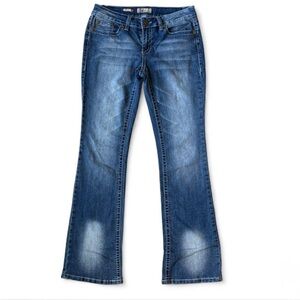 YMI Y2K Low Rise Bootcut Jeans with Decorative Back Pocket- Size 9
